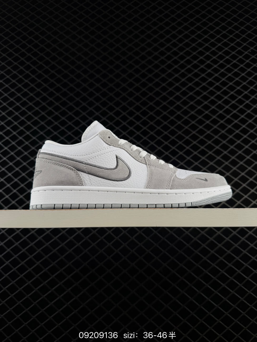 Nike AIR JORDAN 1LOW G AJ1 Nike AIR JORDAN 1LOW G AJ1